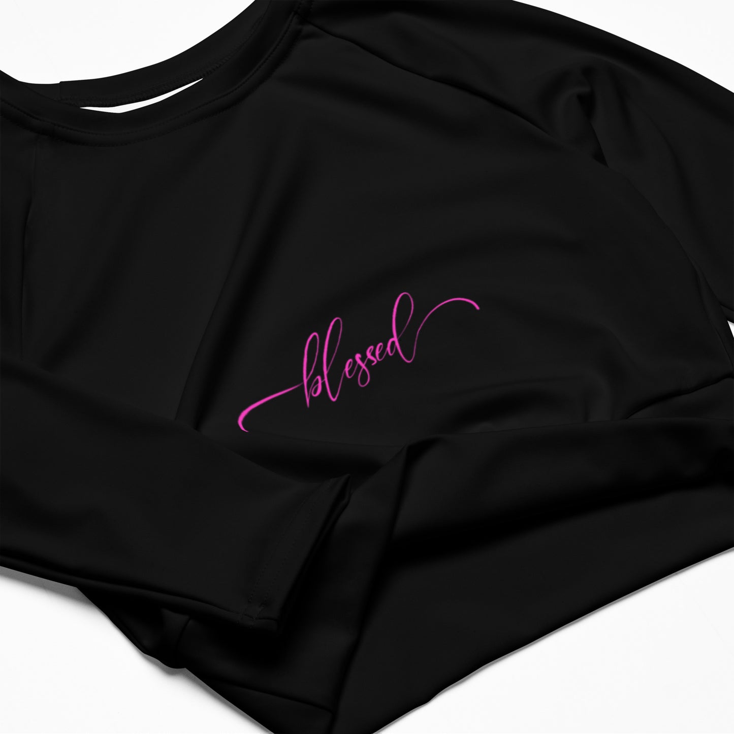 Minimalistic long-sleeve crop top