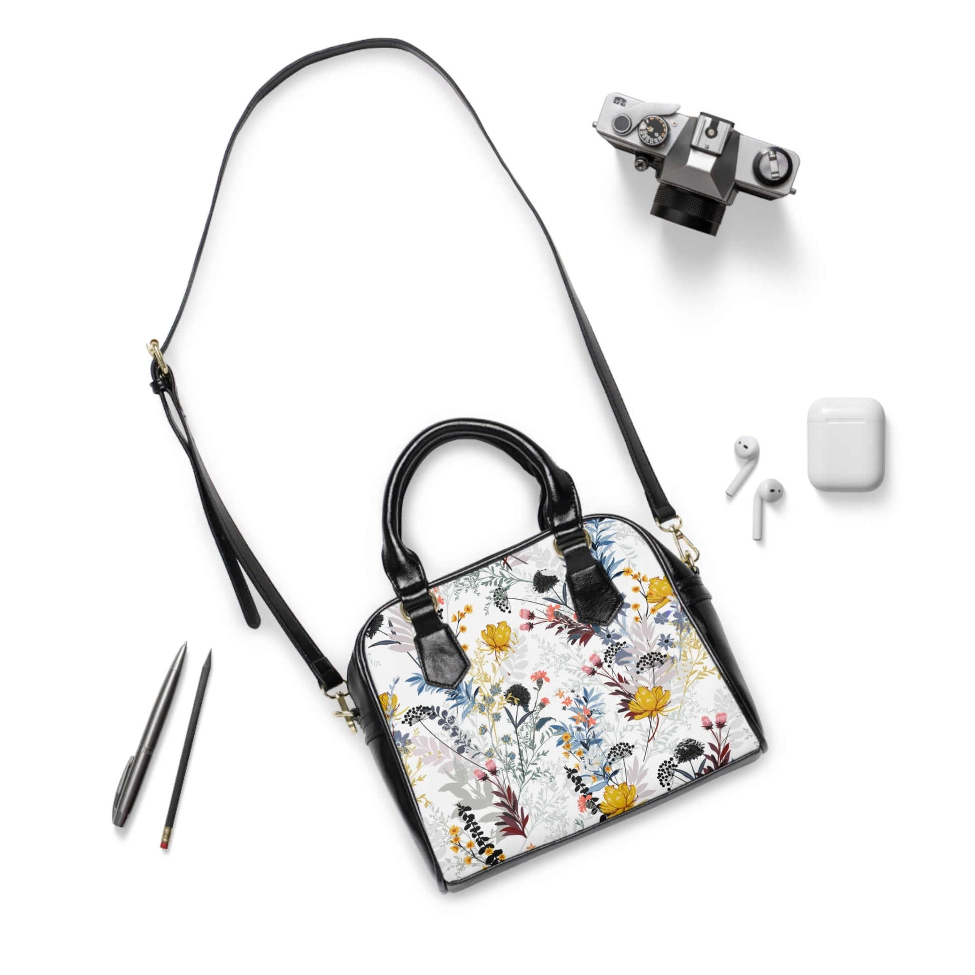 Shoulder Handbag- Field Flowers - 9.45’’ x 8.27’’ / Black - Bags