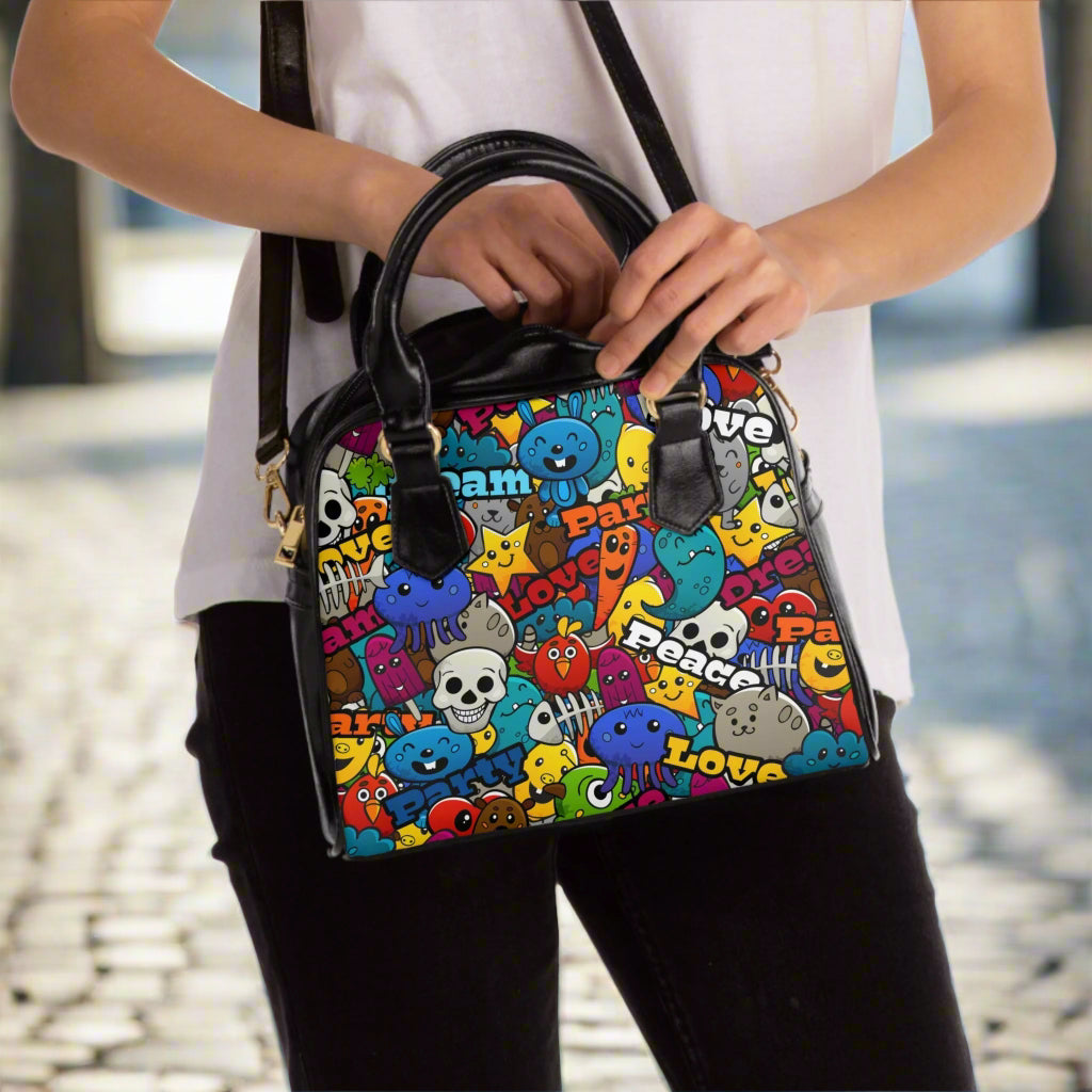 Shoulder Handbag - Street style - 9.45’’ x 8.27’’ / Black - Bags